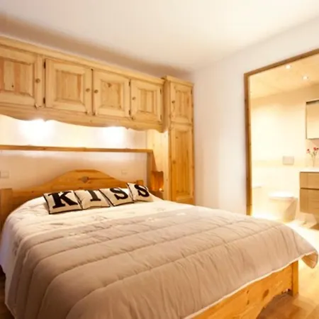 Apartment Les Granges 14 For 10 People *
